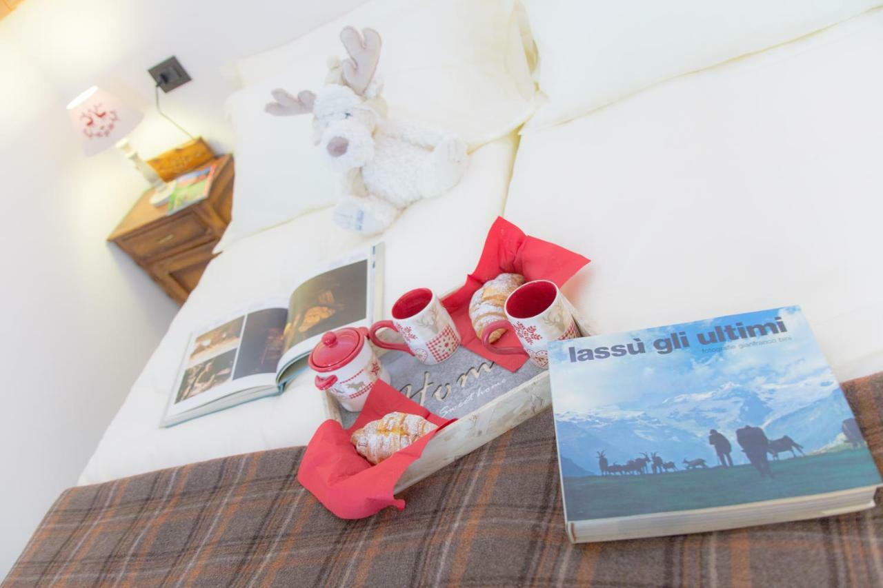 Maison Julie-Lungo La Via Francigena เอตรูเบละส์ ภายนอก รูปภาพ